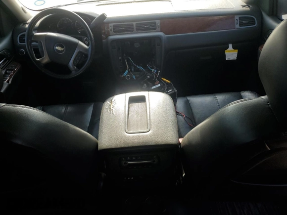 2013 Chevrolet Suburban LT with VIN 1GNSCJE08DR374024, listed as a Copart auction lot 54873375 with 141,206 mi miles and Salvage title. Bid and sale history available at DreamBid. Image 8.