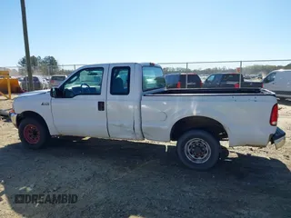 2004 Ford Super Duty F-250 XL with VIN 1FTNX20L84EA84813, listed as a IAAI auction lot 41860712 with 423,146 mi miles. Bid and sale history available at carsss.com. Image 14.