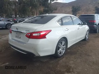 2016 Nissan Altima SL with VIN 1N4BL3AP0GC278635, listed as a IAAI auction lot 41073731 with 204,312 mi miles and . Bid and sale history available at DreamBid. Image 4.