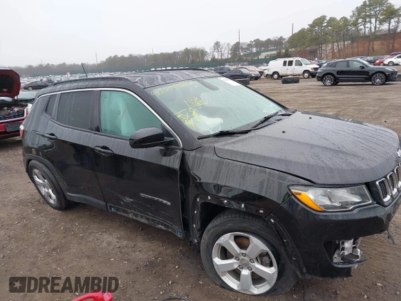 2019 Jeep Compass Latitude with VIN 3C4NJDBB3KT689174, listed as a IAAI auction lot 41843137 with 56,722 mi miles. Bid and sale history available at carsss.com. Image 6.