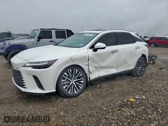 2023 Lexus RX with VIN JTJCHMAA8P2007276, listed as a Copart auction lot 46580395 with 14,617 mi miles and Salvage Title. Bid and sale history available at carsss.com. Image 1.
