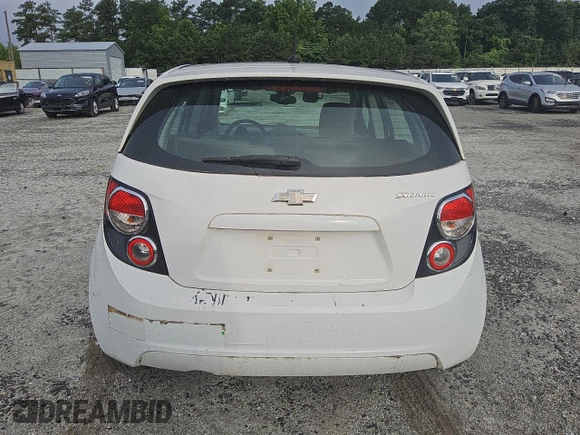 2012 Chevrolet Sonic LS z VIN 1G1JA6SH8C4108007, wystawiony jako Copart lot #58309035 z przebiegiem 147 249 mil mil oraz Czysty tytuł • Clean title. Historia ofert i sprzedaży dostępna na DreamBid. Obrazek 6.