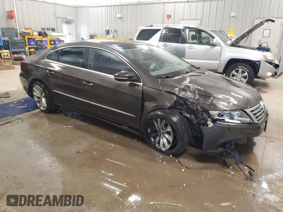 2013 Volkswagen CC Executive z VIN WVWGU7AN2DE530985, wystawiony jako Copart lot #48501095 z przebiegiem Nie podano mil oraz Czysty tytuł • Clean title. Historia ofert i sprzedaży dostępna na DreamBid. Obrazek 4.