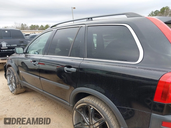 2005 Volvo XC90 with VIN YV1CZ911651158000, listed as a IAAI auction lot 41533126 with 158,926 mi miles and . Bid and sale history available at DreamBid. Image 14.