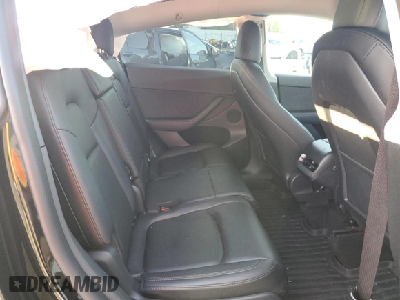 2022 Tesla Model Y Long Range with VIN 7SAYGAEE1NF562042, listed as a Copart auction lot 45702845 with 34,240 mi miles and Salvage Title. Bid and sale history available at carsss.com. Image 11.