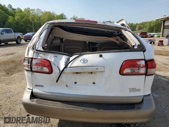 2002 Toyota Sienna LE with VIN 4T3ZF13C02U480461, listed as a Copart auction lot 52718925 with 401,011 mi miles and Salvage Title. Bid and sale history available at carsss.com. Image 6.