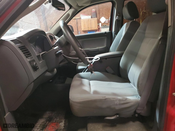 2005 Dodge Dakota SLT with VIN 1D7HW48N95S139442, listed as a Copart auction lot 41746405 with 189,016 mi miles and Salvage Title. Bid and sale history available at carsss.com. Image 7.