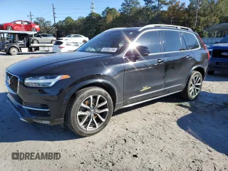 2019 Volvo XC90 Momentum with VIN YV4102CK0K1427945, listed as a Copart auction lot 82983764 with 72,235 mi miles and Salvage Title. Bid and sale history available at carsss.com. Image 1.