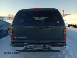 2006 Chevrolet Suburban LS with VIN 1GNFK16Z96J151722, listed as a Copart auction lot 42235055 with 256,910 mi miles and Salvage Title. Bid and sale history available at carsss.com. Image 6.