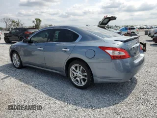 2010 Nissan Maxima SV z VIN 1N4AA5AP0AC829036, wystawiony jako Copart lot #56487895 z przebiegiem 117 783 mil mil oraz Szkoda całkowita • Salvage title. Historia ofert i sprzedaży dostępna na DreamBid. Obrazek 2.