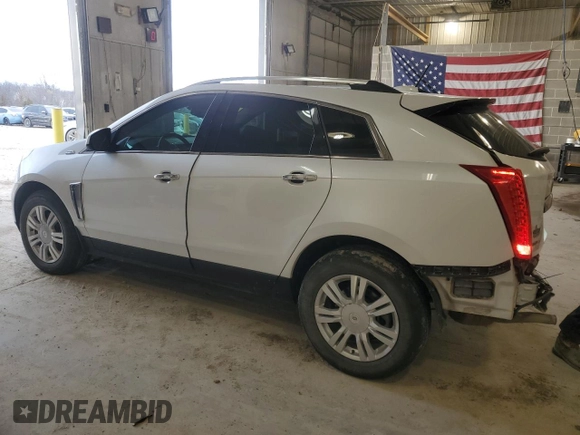 2015 Cadillac SRX Luxury Collection with VIN 3GYFNEE39FS574832, listed as a Copart auction lot 50303055 with 121,147 mi miles and Clean Title. Bid and sale history available at carsss.com. Image 2.