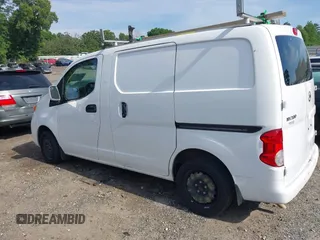 2020 Nissan NV200 SV z VIN 3N6CM0KN3LK693280, wystawiony jako IAAI lot #42269847 z przebiegiem 109 054 mil mil oraz . Historia ofert i sprzedaży dostępna na DreamBid. Obrazek 14.