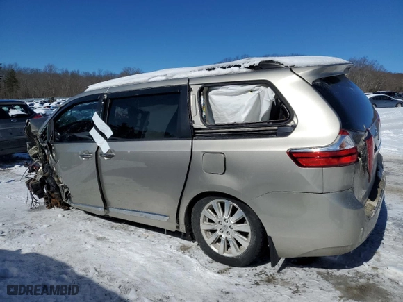 2017 Toyota Sienna XLE with VIN 5TDDZ3DC5HS154645, listed as a Copart auction lot 45230885 with 0 mi miles and Salvage Title. Bid and sale history available at carsss.com. Image 2.