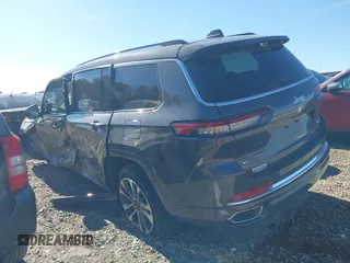 2022 Jeep Grand Cherokee Overland z VIN 1C4RJJDG6N8570854, wystawiony jako IAAI lot #40878737 z przebiegiem 19 947 mil mil oraz . Historia ofert i sprzedaży dostępna na DreamBid. Obrazek 3.