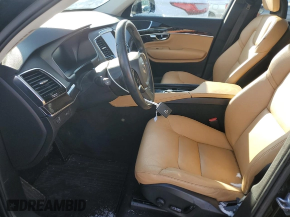 2016 Volvo XC90 T6 Momentum with VIN YV4A22PK2G1084096, listed as a Copart auction lot 70606302 with 132,238 mi miles. Bid and sale history available at carsss.com. Image 7.