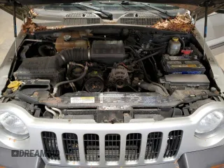 2006 Jeep Liberty Sport with VIN 1J4GL48K83W729135, listed as a Copart auction lot 52441464 with 97,735 mi miles and Clean Title. Bid and sale history available at carsss.com. Image 12.