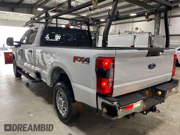 2023 Ford F-250 XL с VIN 1FT7W2BA7PEC58785, выставлен на аукционе IAAI как лот 42621198 с пробегом 88 миль миль и . История ставок и продаж доступна на DreamBid. Изображение 13.