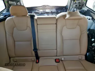 2020 Volvo XC60 Momentum с VIN YV4102RK7L1582842, выставлен на аукционе Copart как лот 56717465 с пробегом 81 274 миль миль и Списание • Salvage title. История ставок и продаж доступна на DreamBid. Изображение 10.