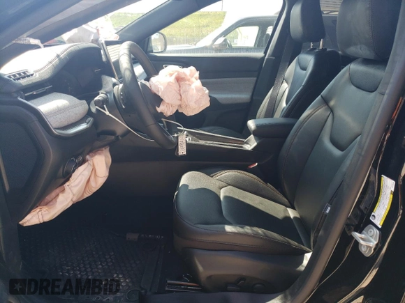 2024 Jeep Compass Latitude Lux z VIN 3C4NJDFN7RT136185, wystawiony jako Copart lot #69064434 z przebiegiem 339 mil mil oraz Szkoda całkowita • Salvage title. Historia ofert i sprzedaży dostępna na DreamBid. Obrazek 7.