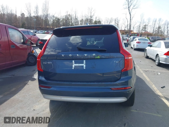 2022 Volvo XC90 Momentum with VIN YV4A22PK7N1837148, listed as a IAAI auction lot 41733774 with 33,709 mi miles and . Bid and sale history available at DreamBid. Image 17.