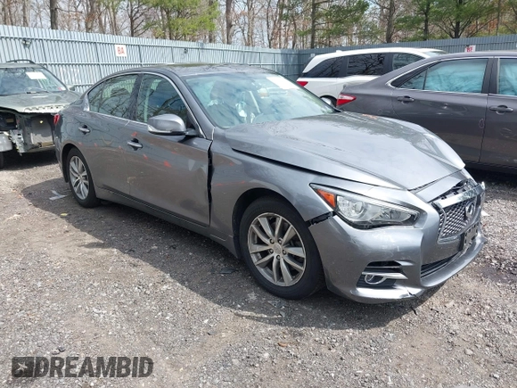 2015 Infiniti Q50 Premium with VIN JN1BV7AR8FM417774, listed as a IAAI auction lot 41909847 with 39,377 mi miles. Bid and sale history available at carsss.com. Image 1.