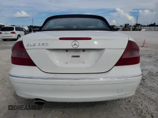 2008 Mercedes-Benz CLK 350 with VIN WDBTK56F78F251122, listed as a Copart auction lot 73884774 with 80,444 mi miles and Salvage Title. Bid and sale history available at carsss.com. Image 6.