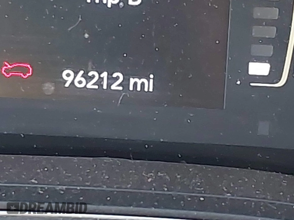 2019 Jeep Cherokee Latitude with VIN 1C4PJLCB7KD331955, listed as a IAAI auction lot 41813248 with 96,212 mi miles. Bid and sale history available at carsss.com. Image 15.