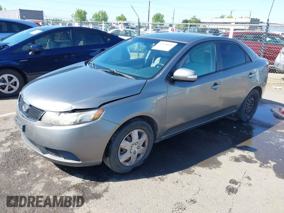 2010 Kia Forte EX z VIN KNAFU4A21A5118825, wystawiony jako IAAI lot #42138046 z przebiegiem 250 125 mil mil oraz . Historia ofert i sprzedaży dostępna na DreamBid. Obrazek 17.