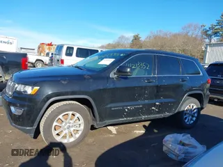 2022 Jeep Grand Cherokee Laredo X с VIN 1C4RJEAG2NC180519, выставлен на аукционе IAAI как лот 41213352 с пробегом 44 916 миль миль и . История ставок и продаж доступна на DreamBid. Изображение 14.