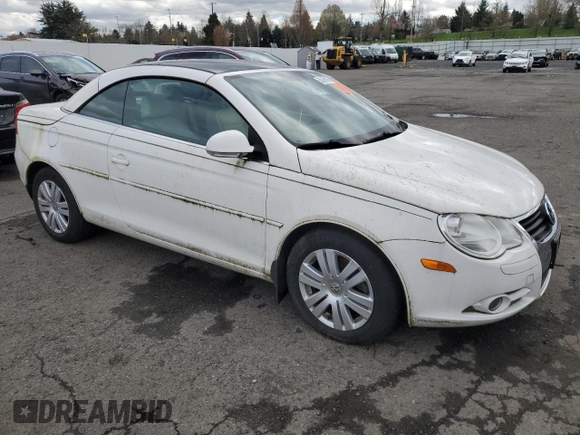 2008 Volkswagen Eos Turbo with VIN WVWBA71F88V001428, listed as a Copart auction lot 50456105 with 144,807 mi miles and Clean title. Bid and sale history available at DreamBid. Image 4.