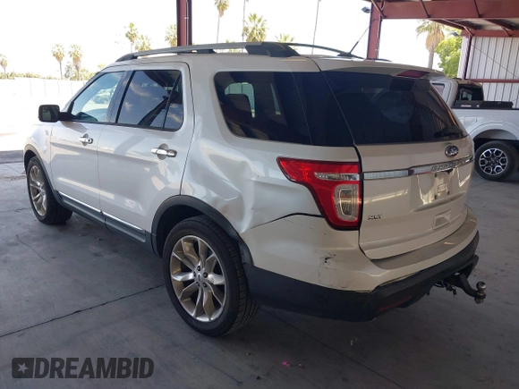 2013 Ford Explorer XLT z VIN 1FM5K7D81DGA93578, wystawiony jako IAAI lot #42380060 z przebiegiem 252 399 mil mil oraz . Historia ofert i sprzedaży dostępna na DreamBid. Obrazek 3.