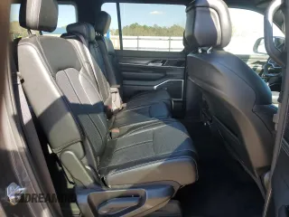 2024 Jeep Wagoneer Series II с VIN 1C4SJUBP5RS126444, выставлен на аукционе Copart как лот 50012395 с пробегом 43 102 миль миль и Чистый • Clean title. История ставок и продаж доступна на DreamBid. Изображение 11.