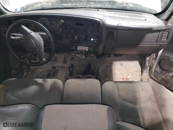 2003 Chevrolet Silverado 2500HD LS with VIN 1GCHK29U03E254703, listed as a Copart auction lot 79777184 with 0 mi miles and Salvage Title. Bid and sale history available at carsss.com. Image 8.