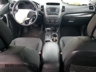 2015 Kia Sorento LX with VIN 5XYKT4A6XFG567734, listed as a Copart auction lot 43397335 with 152,166 mi miles and Salvage Title. Bid and sale history available at DreamBid. Image 8.