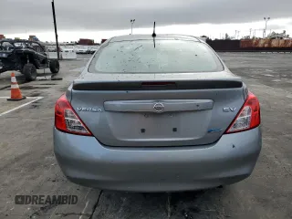 2014 Nissan Versa SV with VIN 3N1CN7AP6EL830501, listed as a Copart auction lot 44570275 with 92,211 mi miles and Clean Title. Bid and sale history available at carsss.com. Image 6.