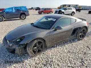 2015 Porsche Cayman с VIN WP0AA2A81FK160550, выставлен на аукционе Copart как лот 62758365 с пробегом 71 007 миль миль и Списание • Salvage title. История ставок и продаж доступна на DreamBid. Изображение 1.