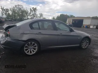 2011 BMW 3 Series 328i z VIN WBAPH7C52BE677190, wystawiony jako Copart lot #55494325 z przebiegiem 89 217 mil mil oraz Szkoda całkowita • Salvage title. Historia ofert i sprzedaży dostępna na DreamBid. Obrazek 3.