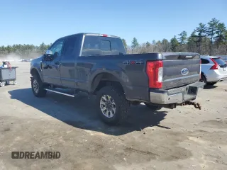 2018 Ford F-250 XL z VIN 1FT7X2B61JEB87132, wystawiony jako Copart lot #53887355 z przebiegiem 90 831 mil mil oraz Szkoda całkowita • Salvage title. Historia ofert i sprzedaży dostępna na DreamBid. Obrazek 2.