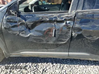 2022 Hyundai Kona Limited with VIN KM8K53A39NU908995, listed as a Copart auction lot 47120785 with 26,796 mi miles and Salvage Title. Bid and sale history available at carsss.com. Image 7.