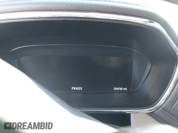 2017 Lincoln Continental Reserve with VIN 1LN6L9RP4H5609432, listed as a IAAI auction lot 41274549 with 104,742 mi miles. Bid and sale history available at carsss.com. Image 7.