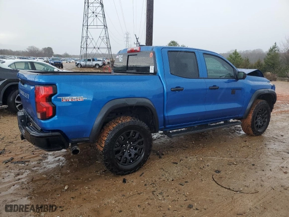 2024 Chevrolet Colorado 4WD Trail Boss with VIN 1GCPTEEK9R1242936, listed as a Copart auction lot 47738705 with 5,940 mi miles and Salvage Title. Bid and sale history available at carsss.com. Image 3.