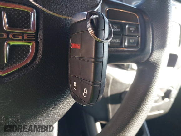 2018 Dodge Journey SE with VIN 3C4PDCAB4JT295807, listed as a IAAI auction lot 41743064 with 105,836 mi miles and . Bid and sale history available at DreamBid. Image 11.