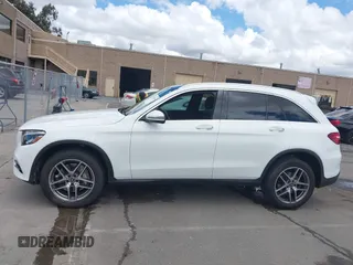 2018 Mercedes-Benz GLC 300 with VIN WDC0G4JB6JV112710, listed as a IAAI auction lot 42253994 with 82,430 mi miles and . Bid and sale history available at DreamBid. Image 14.