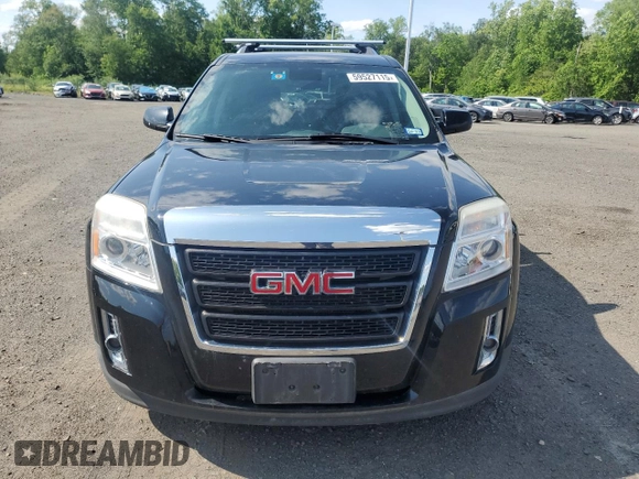2015 GMC Terrain SLE z VIN 2GKFLVEK1F6436126, wystawiony jako Copart lot #59527115 z przebiegiem 128 923 mil mil oraz Czysty tytuł • Clean title. Historia ofert i sprzedaży dostępna na DreamBid. Obrazek 5.