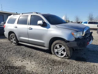 2015 Toyota Sequoia SR5 with VIN 5TDBY5G14FS122167, listed as a Copart auction lot 42831335 with 146,015 mi miles and Salvage Title. Bid and sale history available at carsss.com. Image 4.