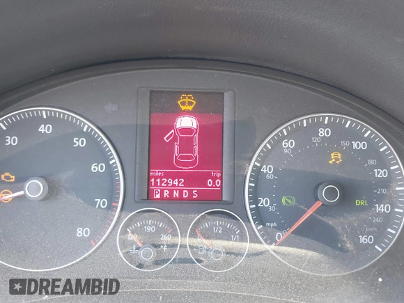 2009 Volkswagen Eos Lux with VIN WVWFA71FX9V024731, listed as a IAAI auction lot 42047754 with 112,942 mi miles and . Bid and sale history available at DreamBid. Image 7.
