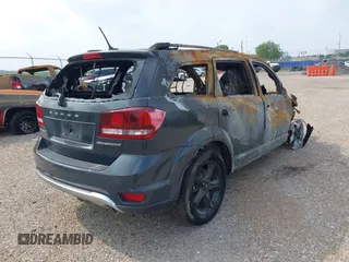 2018 Dodge Journey Crossroad with VIN 3C4PDCGG6JT276565, listed as a IAAI auction lot 42158555 with Not provided miles and . Bid and sale history available at DreamBid. Image 4.