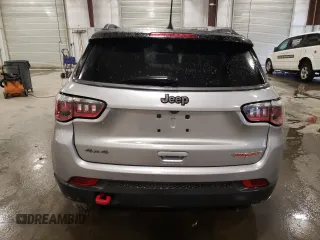2019 Jeep Compass Trailhawk z VIN 3C4NJDDB2KT772222, wystawiony jako Copart lot #51116265 z przebiegiem 39 384 mil mil oraz Szkoda całkowita • Salvage title. Historia ofert i sprzedaży dostępna na DreamBid. Obrazek 6.