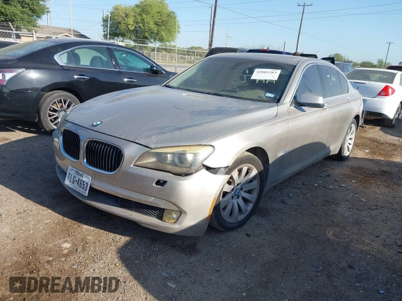 2009 BMW 7 Series 750i с VIN WBAKA83599CY35258, выставлен на аукционе IAAI как лот 42003363 с пробегом Не указан миль и . История ставок и продаж доступна на DreamBid. Изображение 2.
