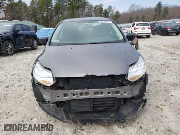 2012 Ford Focus S with VIN 1FAHP3E22CL407000, listed as a Copart auction lot 52477505 with 147,982 mi miles and Clean Title. Bid and sale history available at DreamBid. Image 5.